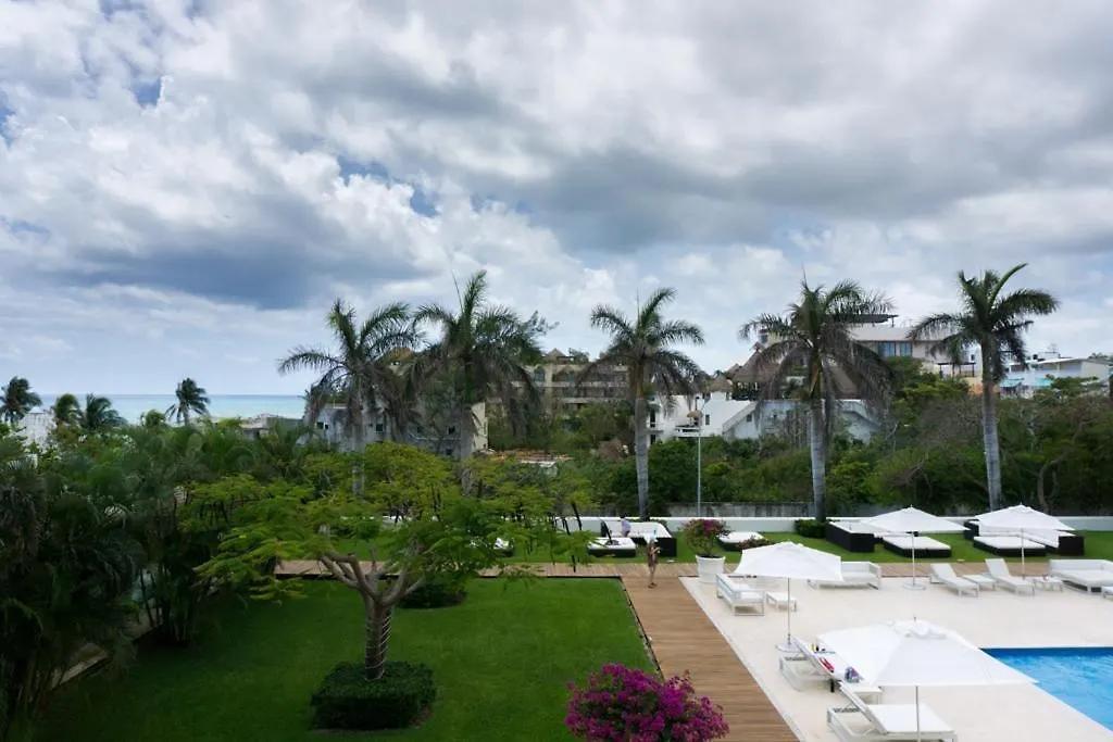 Magia Playa 202 F Condo Playa del Carmen Mexico